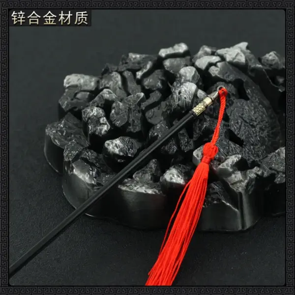 30cm Metal Guan Dao Weapon Model Decor - Image 3