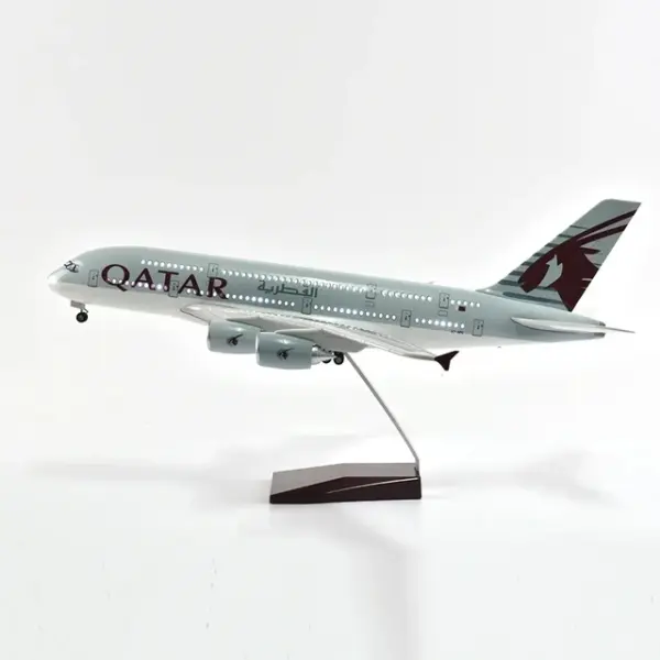 Airbus A380 Model Airplane with LED Light - Image 9