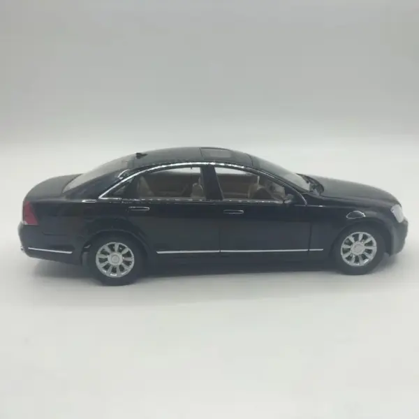 Shanghai Bui Boulevard 1:18 Scale Car Model - Image 3