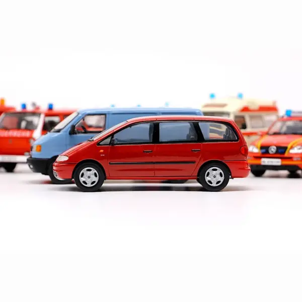 1:43 Scale Seat Alhambra MPV Alloy Model - Image 3