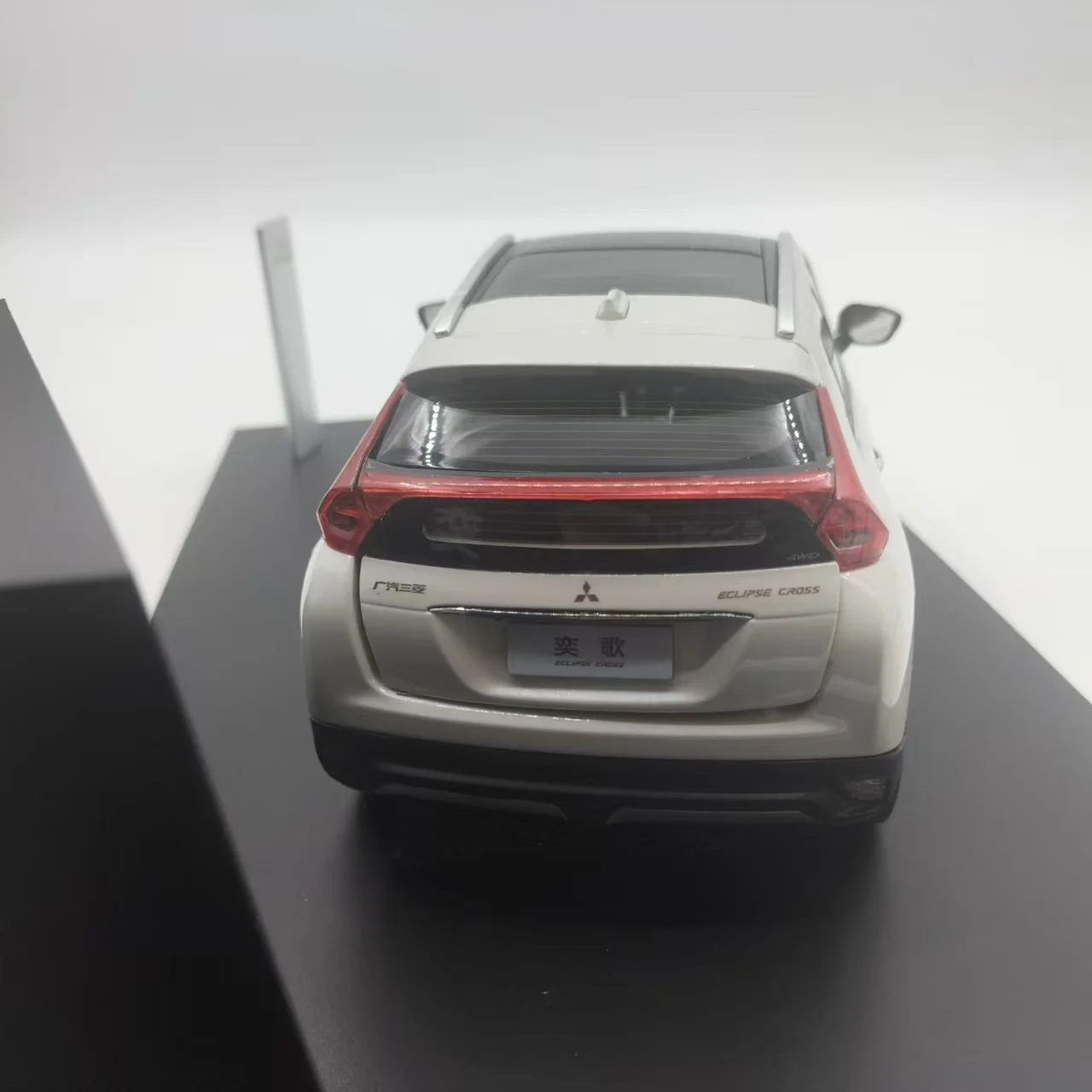 GAC Mitsubishi Eclipse Cross 1:18 Alloy Model 3 GAC Mitsubishi Eclipse Cross 1:18 Alloy Model - Image 3