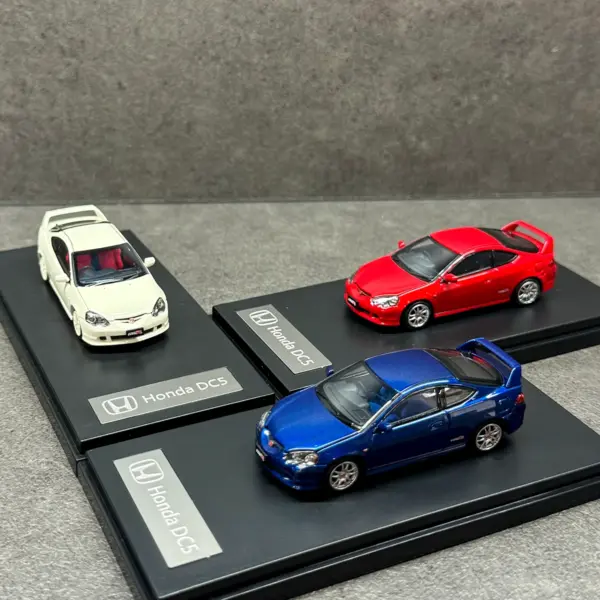 Honda Integra Type R DC5 Diecast Car Model - Image 2