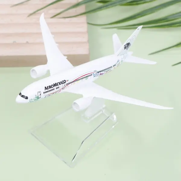 Diecast Aeromexico B787 Airplane Model 16cm - Image 2