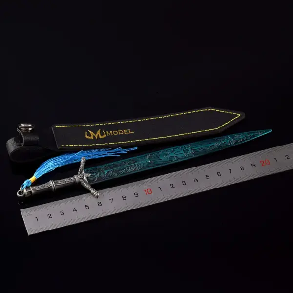 Eldenn Game Divine Moonlight Greatsword Model - Image 3