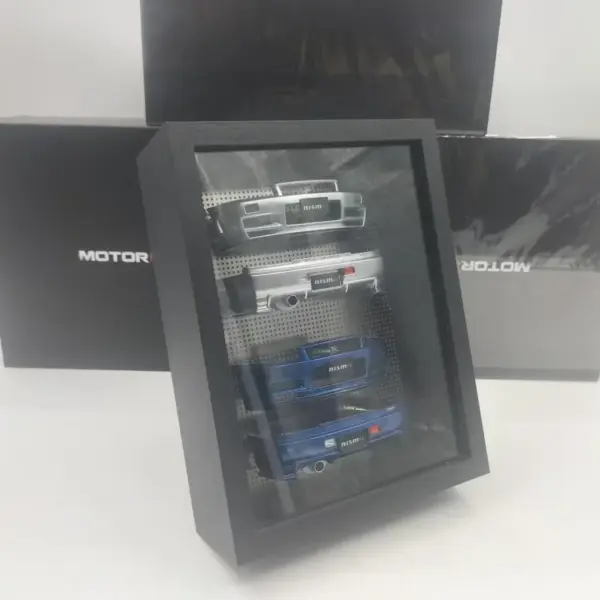 1:18 Scale GTR R34/Honda S2000 Bumpers Model - Image 2