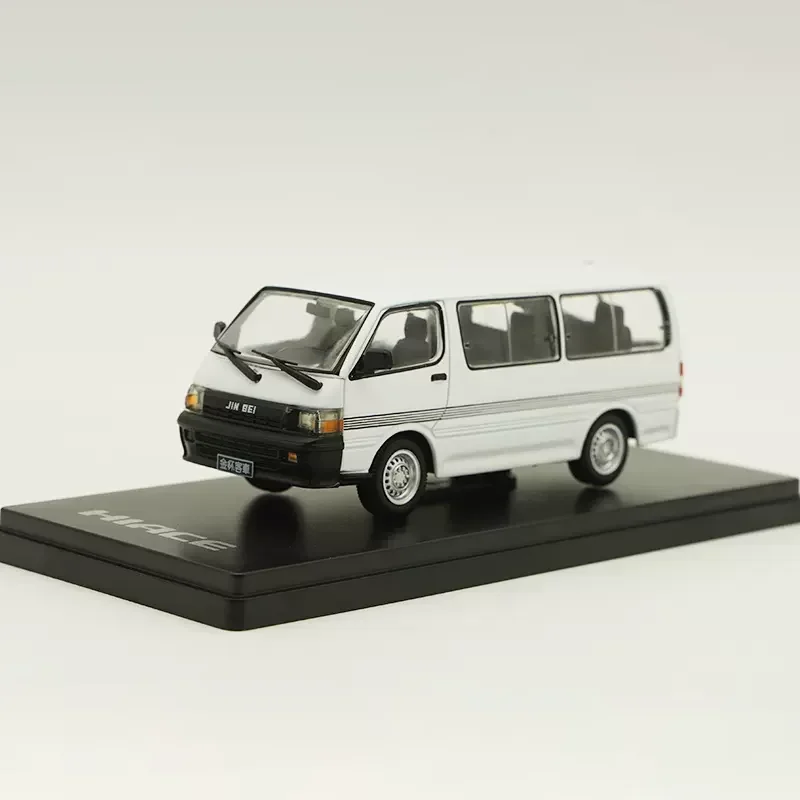 Diecast 1:43 Scale Toyota Hiace Van Model 10 Diecast 1:43 Scale Toyota Hiace Van Model - Image 10