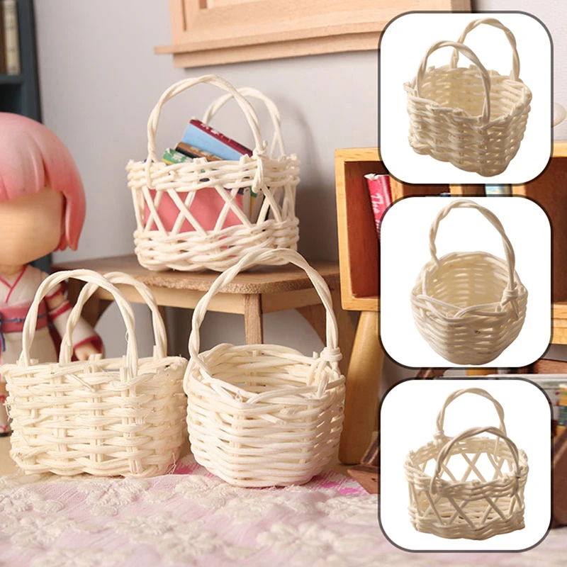 Mini Straw Handbags for Dollhouse Decor 2 Mini Straw Handbags for Dollhouse Decor - Image 2