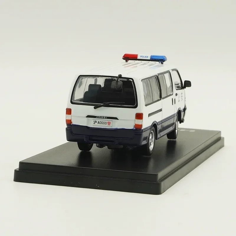 Diecast 1:43 Scale Toyota Hiace Van Model 4 Diecast 1:43 Scale Toyota Hiace Van Model - Image 4