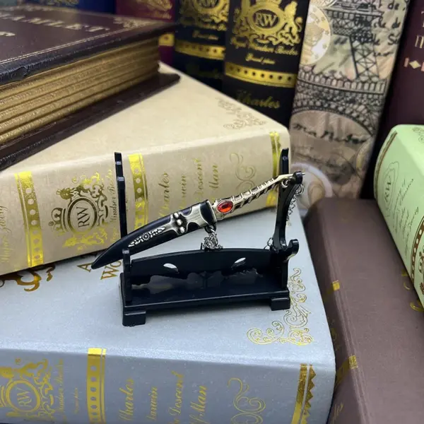 9cm Catspaw Dagger Metal Model from GOT - Image 5