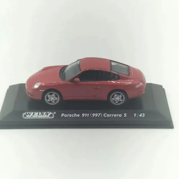 Porsche 911 Carrera S 997 Diecast Model 1:43 - Image 4