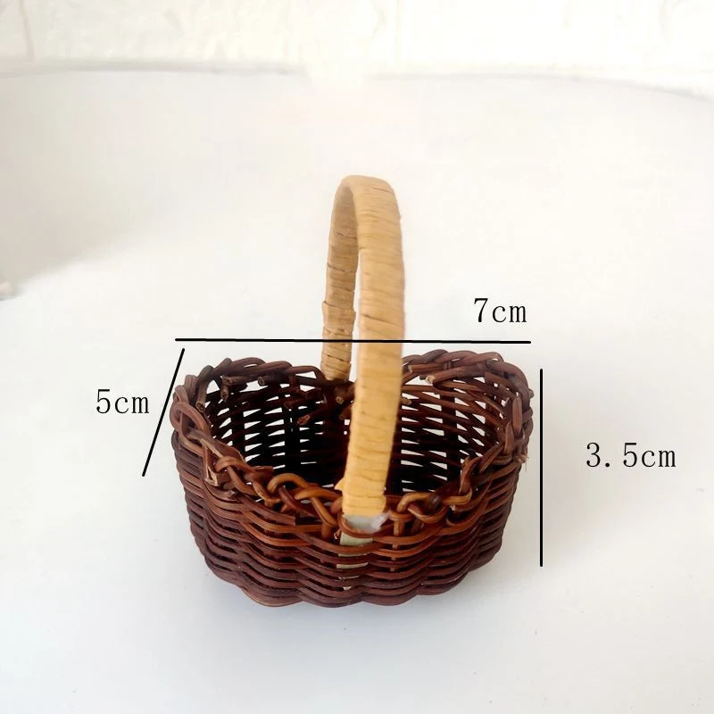 Mini Straw Handbags for Dollhouse Decor 30 Mini Straw Handbags for Dollhouse Decor - Image 30