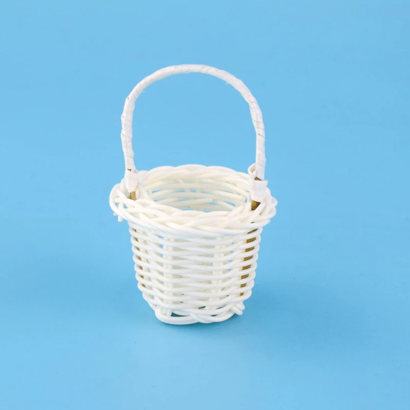 Mini Straw Handbags for Dollhouse Decor 24 Mini Straw Handbags for Dollhouse Decor - Image 24