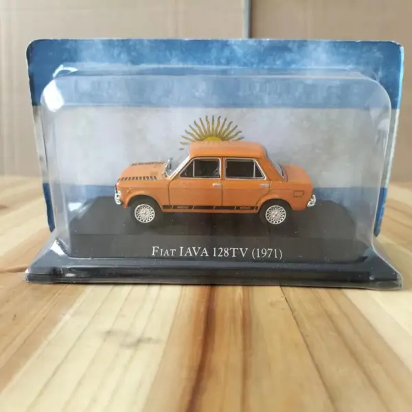 Fiat Iava 128TV 1971 Diecast Model Car 1:43 with Finish Flaws - Image 4