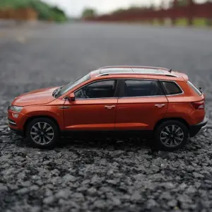 Volkswagen Skoda Karoq 1:18 Diecast Model 10 Sa7ae812b38d9446e97bade7ea177dcb82