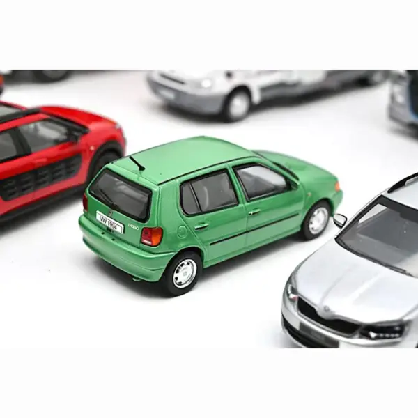 1:43 Scale Polo Third Generation Alloy Model - Image 2
