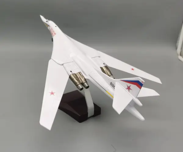 1/144 Russian Tu-160 White Swan Model Aircraft - Image 6