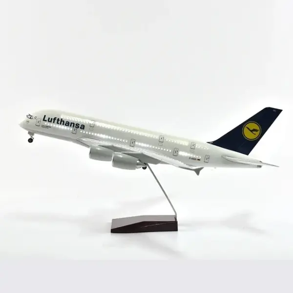 Airbus A380 Model Airplane with LED Light - Image 18
