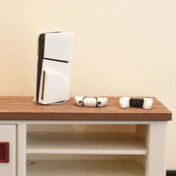 1/12 Scale Mini Gamepad Dollhouse Accessory - Image 5
