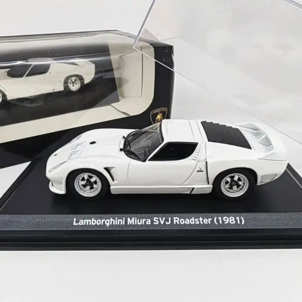 Lamborghini Miura SVJ Roadster 1981 Model Car - Image 2