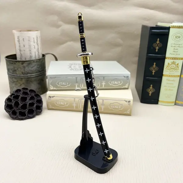 Trafalgar Law Miniature Katana Toy 24cm - Image 6