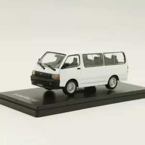 Diecast 1:43 Scale Toyota Hiace Van Model 15 Sc466b81b7e4f4bfaa4de0f2d370b3566Y