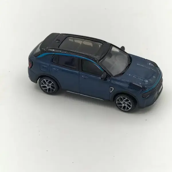 Lynk & Co 01 1:64 Scale Diecast Model Car - Image 2