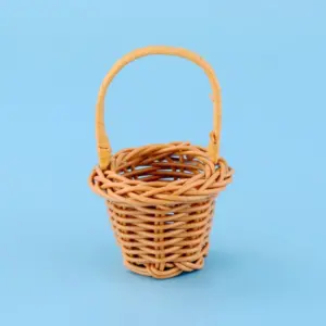 Mini Straw Handbags for Dollhouse Decor 53 Scdd542c67c87403c999331e416921024n