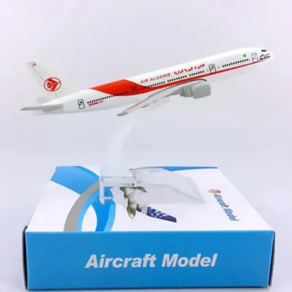 Air Algeria Boeing 777-200 Model 1:400 Scale - Image 6