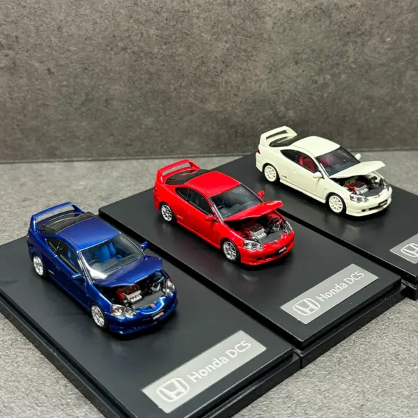 Honda Integra Type R DC5 Diecast Car Model - Image 5