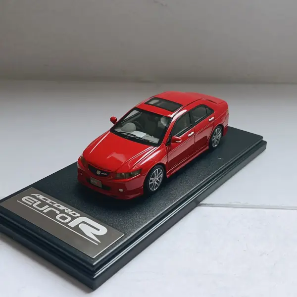 Honda Accord 7th Gen 1:43 Resin Model Car - Image 5