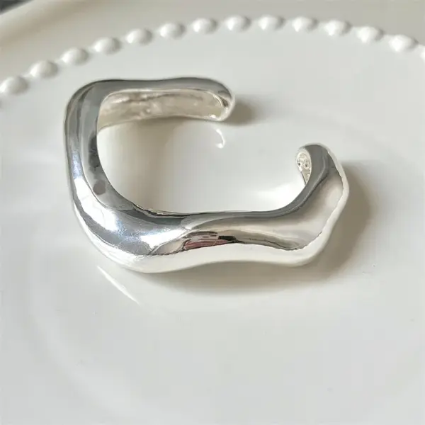 Irregular Zinc Alloy Cuff Bracelet for Women - Image 8