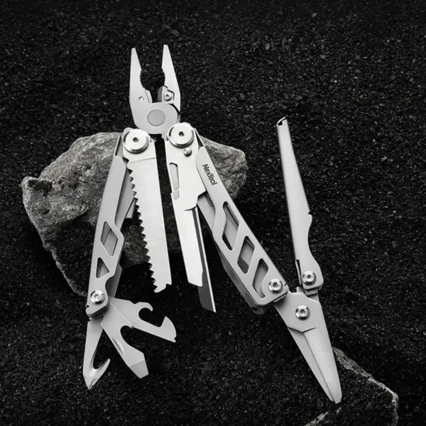 NexTool 16 in 1 Multi-Tool with Extra Blade - Image 2