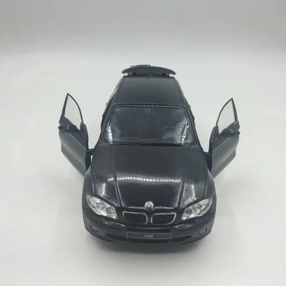 BMW 120i Die-cast Model Car 1:18 Scale 8 BMW 120i Die-cast Model Car 1:18 Scale - Image 8