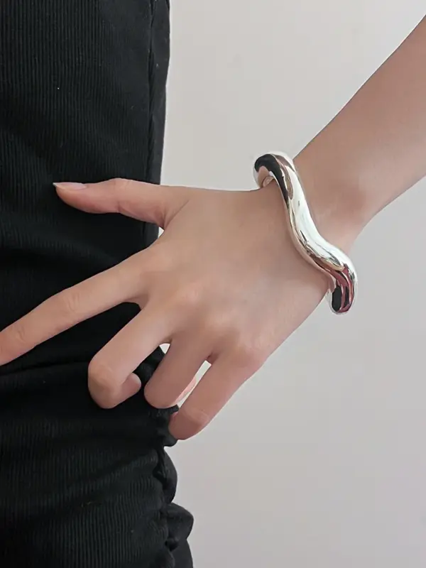 Irregular Zinc Alloy Cuff Bracelet for Women - Image 2