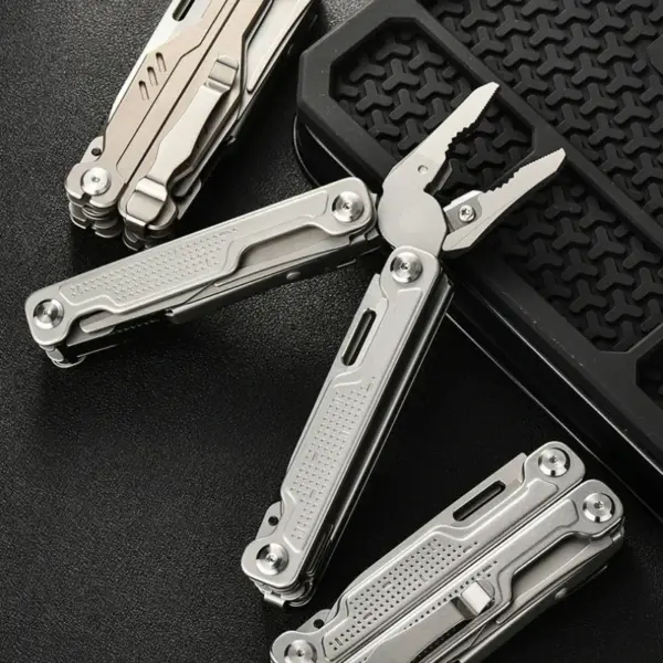 20 in 1 Multitool Pliers with Scissors - Image 3