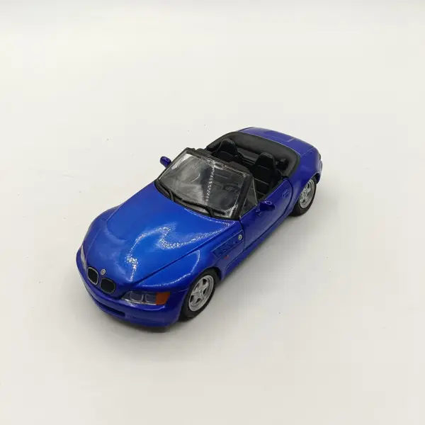 BMW Z3 Roadster 2.8 Diecast Model 1:24 Scale - Image 3