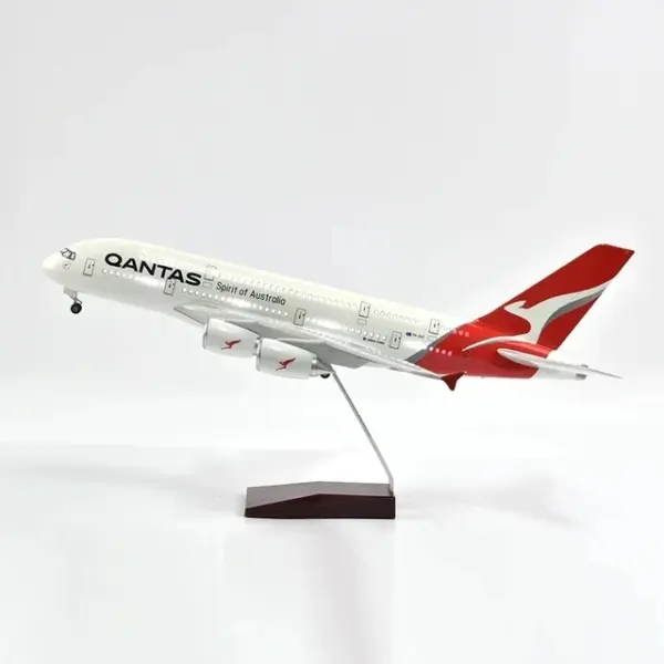 Airbus A380 Model Airplane with LED Light - Image 10