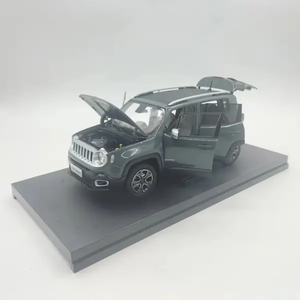 Die-cast 1:18 Jeep Renegade Alloy Model - Image 6