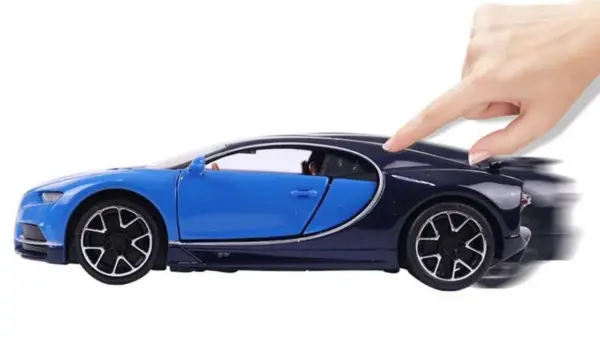 1/32 Bugatti Chiron Diecast Toy Car Model - Image 4