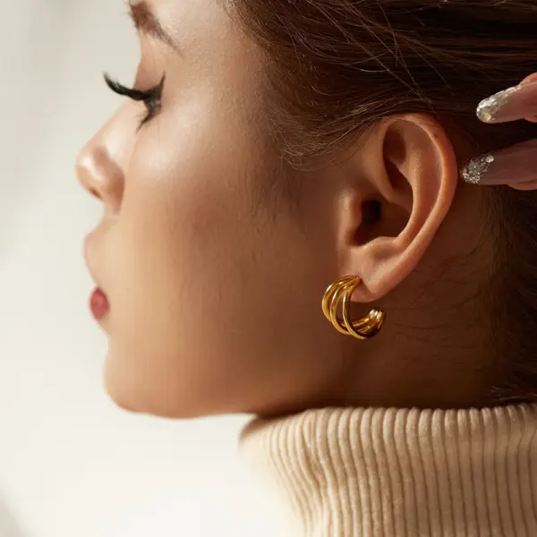 Glossy Three-Line Stud Earrings in Gold - Image 5