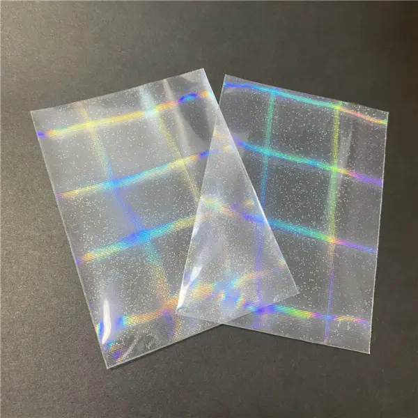 50pcs 65x90mm Holographic Card Sleeves - Image 7