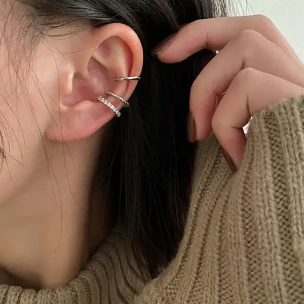 Minimalist Clip-On Crystal Earrings Set - Image 9
