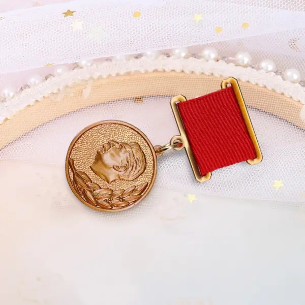 Stalin Prize 1st Class Medal Badge 1951 - Image 5