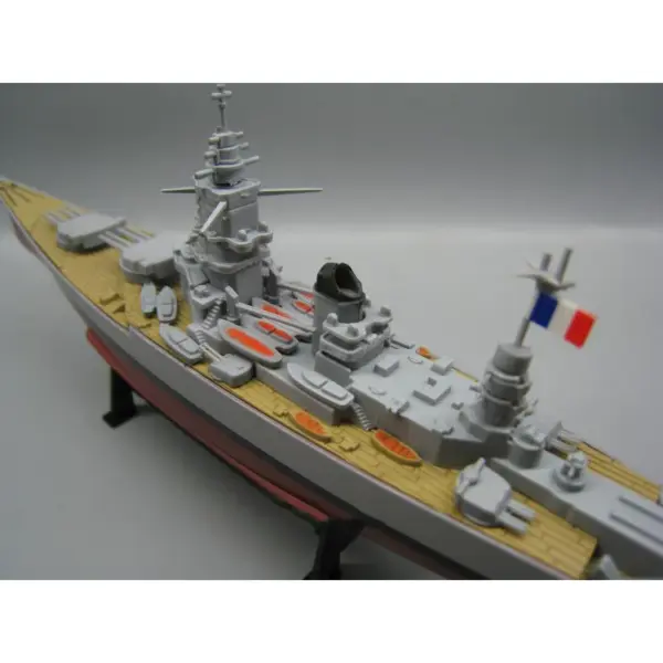 Diecast 1/1000 WWII Dunkerque Class Battleship - Image 4