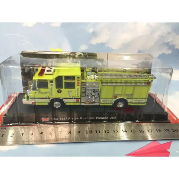 1:64 1997 Pierce Quantum Fire Truck Model - Image 4