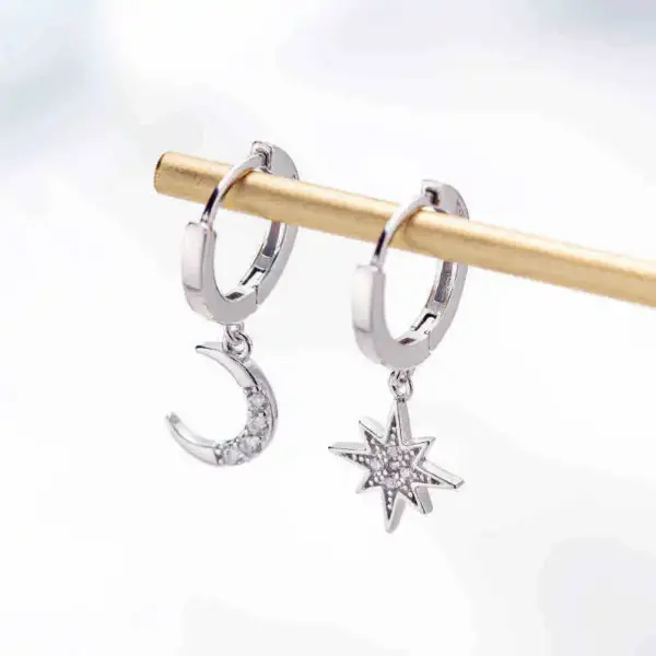 Crystal Flower Stud Earrings for Women - Image 18