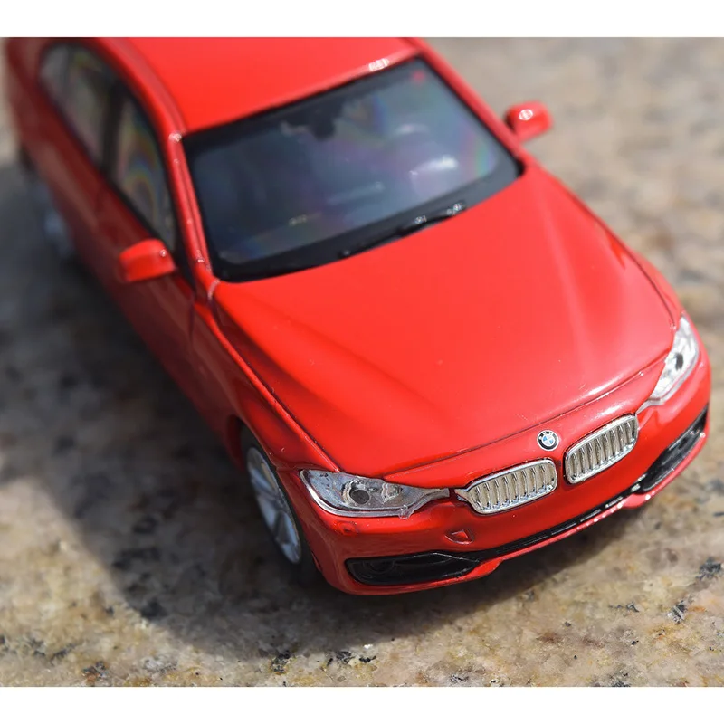 WELLY 1/36 BMW 335i Diecast Model Car 5 WELLY 1/36 BMW 335i Diecast Model Car - Image 5