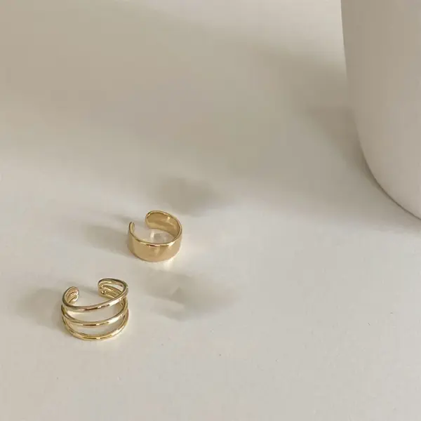 Minimalist Clip-On Crystal Earrings Set - Image 7