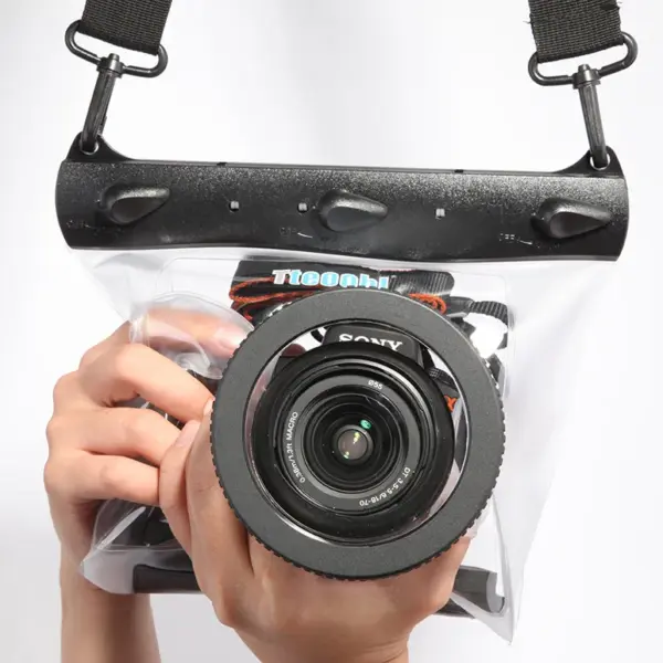 20m Underwater Housing for DSLR and SLR Cameras - Image 8