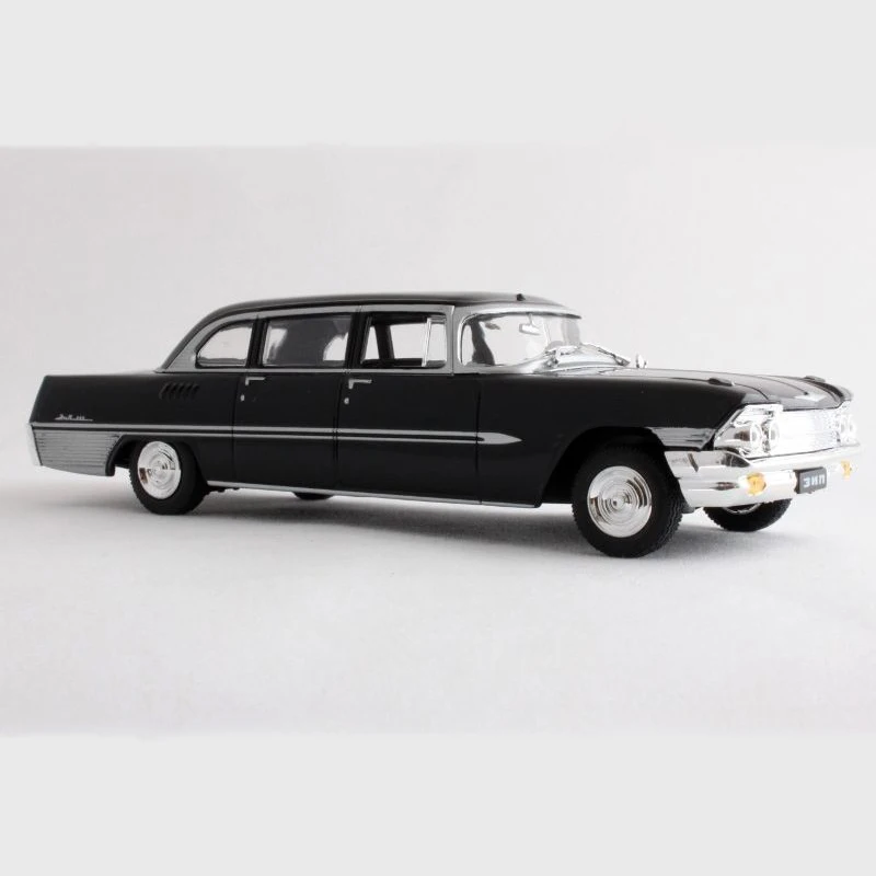 1/43 ZIL 111G Soviet Car Model Collectible 7 1/43 ZIL 111G Soviet Car Model Collectible - Image 7